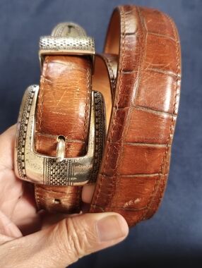 Vintage Brighton Onyx Brown Croc-Embossed Leather Belt with Silver Buckle